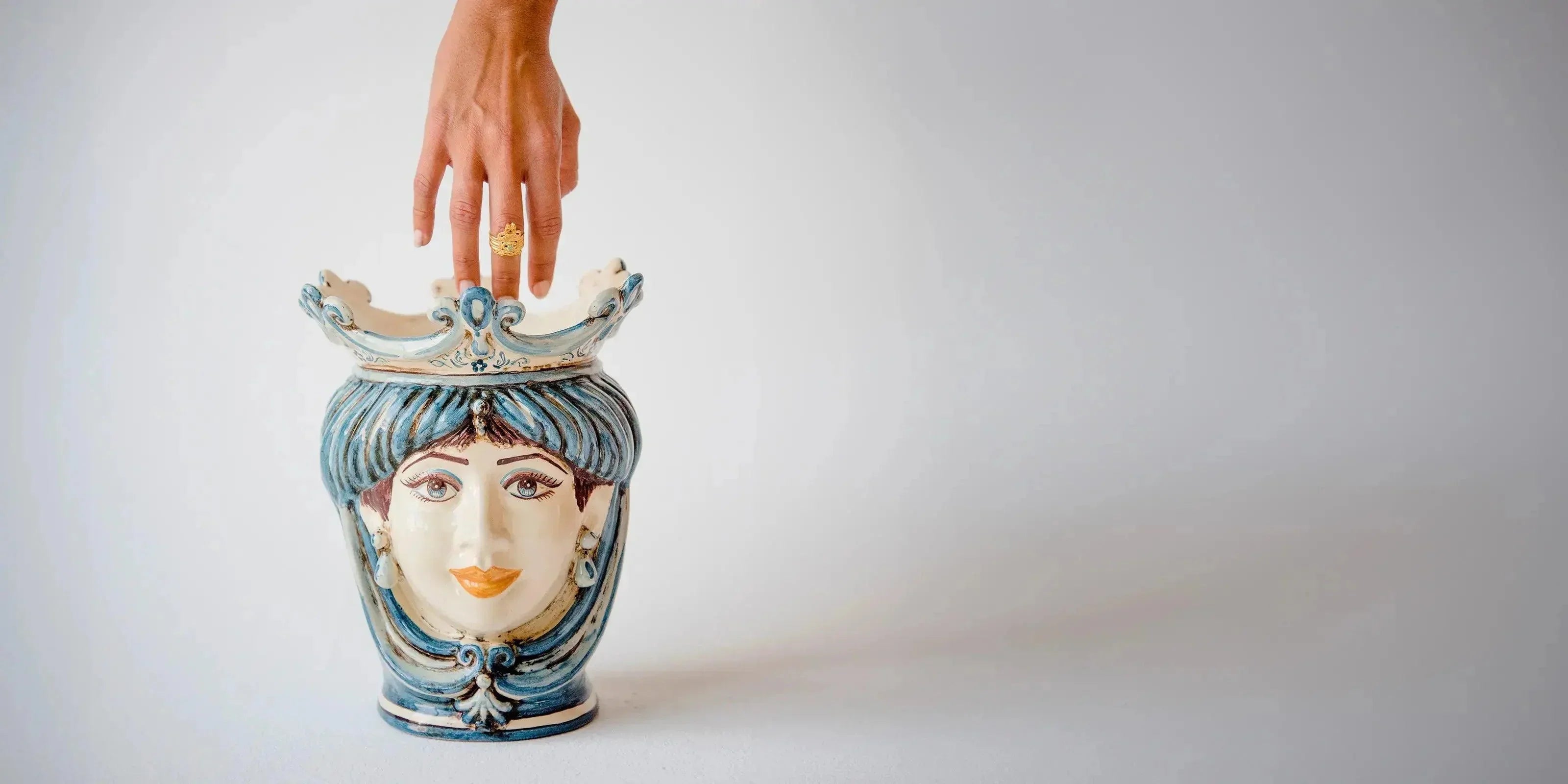 Linea Monocromia di Blu - Ceramiche di Caltagirone Sofia