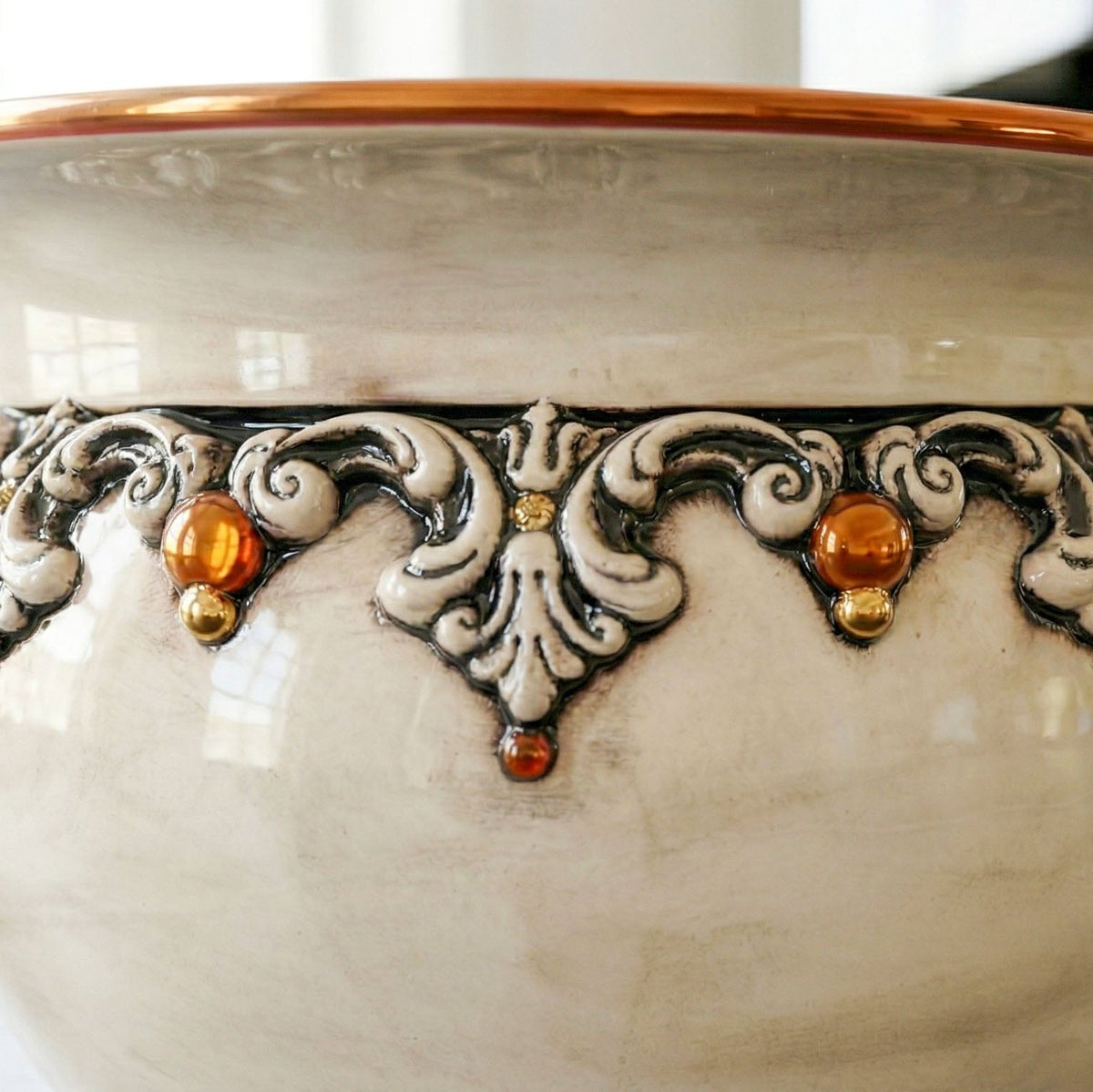 Italian Decorative Cachepot Ø 20/50 cm / Ø 7¾-19¾", Plastico Sofia, Mother of Pearl, Gold and Lustre – Sicilian majolica handcrafted in Caltagirone
