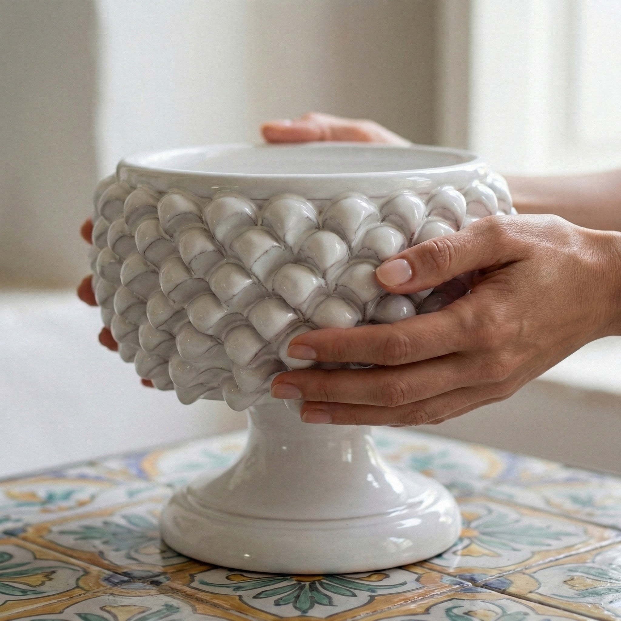 Caltagirone ceramic half-pine cone vase in white line