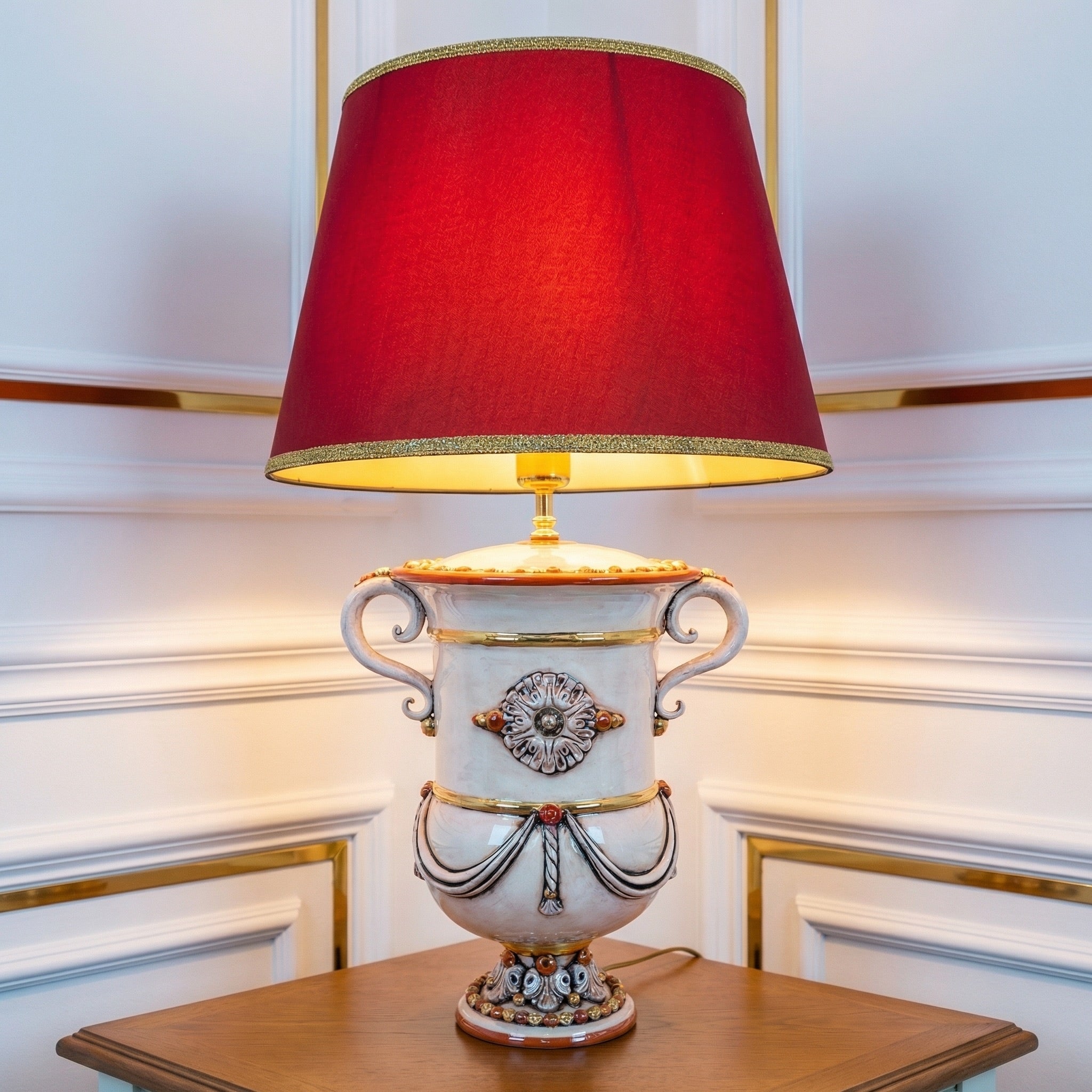 Italian Ceramic Lamp H 31 cm / 12.2", Mother of Pearl – Italian ceramic from Caltagirone, Sicily
