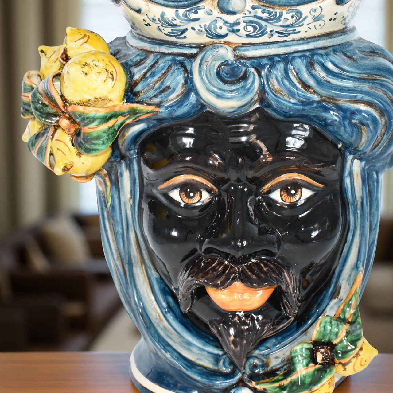 Sicilian ceramic "Moor's head" with sicilian lemons from Caltagirone