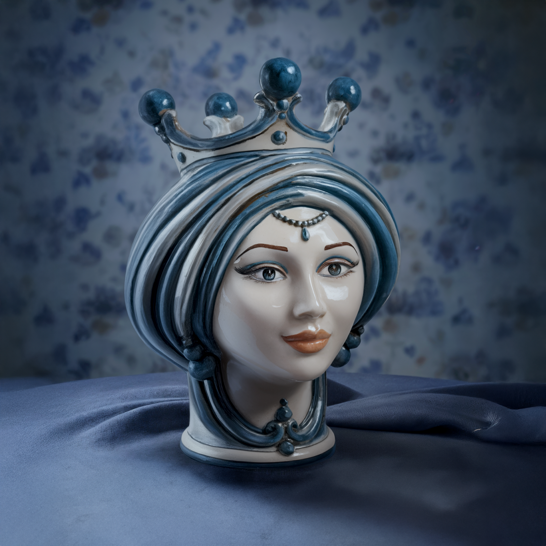 Testa h 30 in mono blu donna - Modern Moorish heads Sofia Ceramiche
