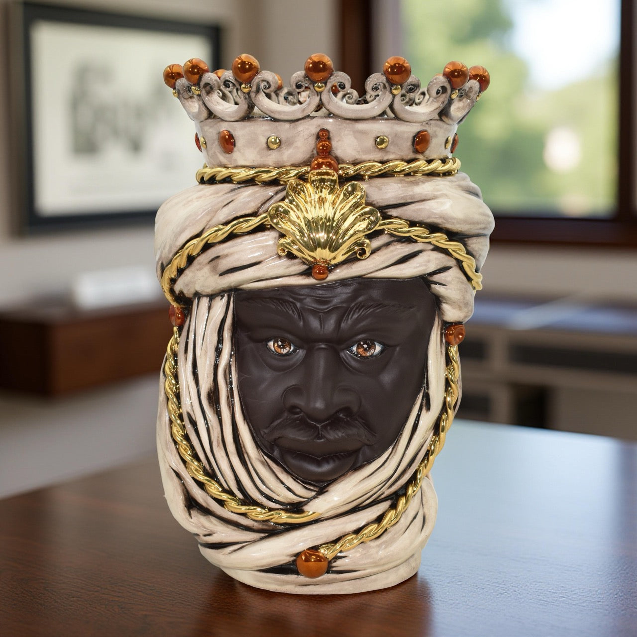 Moor's Head h 48 madreperla with gold man - Modern Moorish heads Sofia Ceramiche