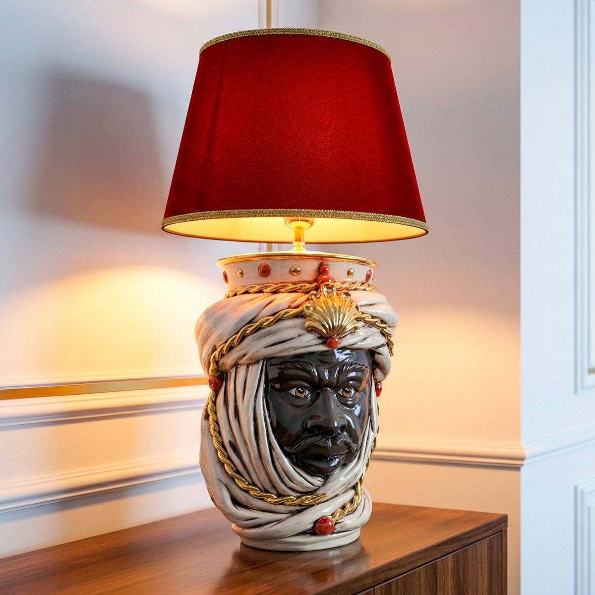 Tuareg Head Lamp with Crown H 70 cm / 27½" (Ceramic H 40 cm / 15¾", Fabric Lampshade Ø 45 cm / 17¾"), Moro Male, Antique Mother of Pearl, Gold and Lustre – Testa di Moro from Caltagirone, Sicily