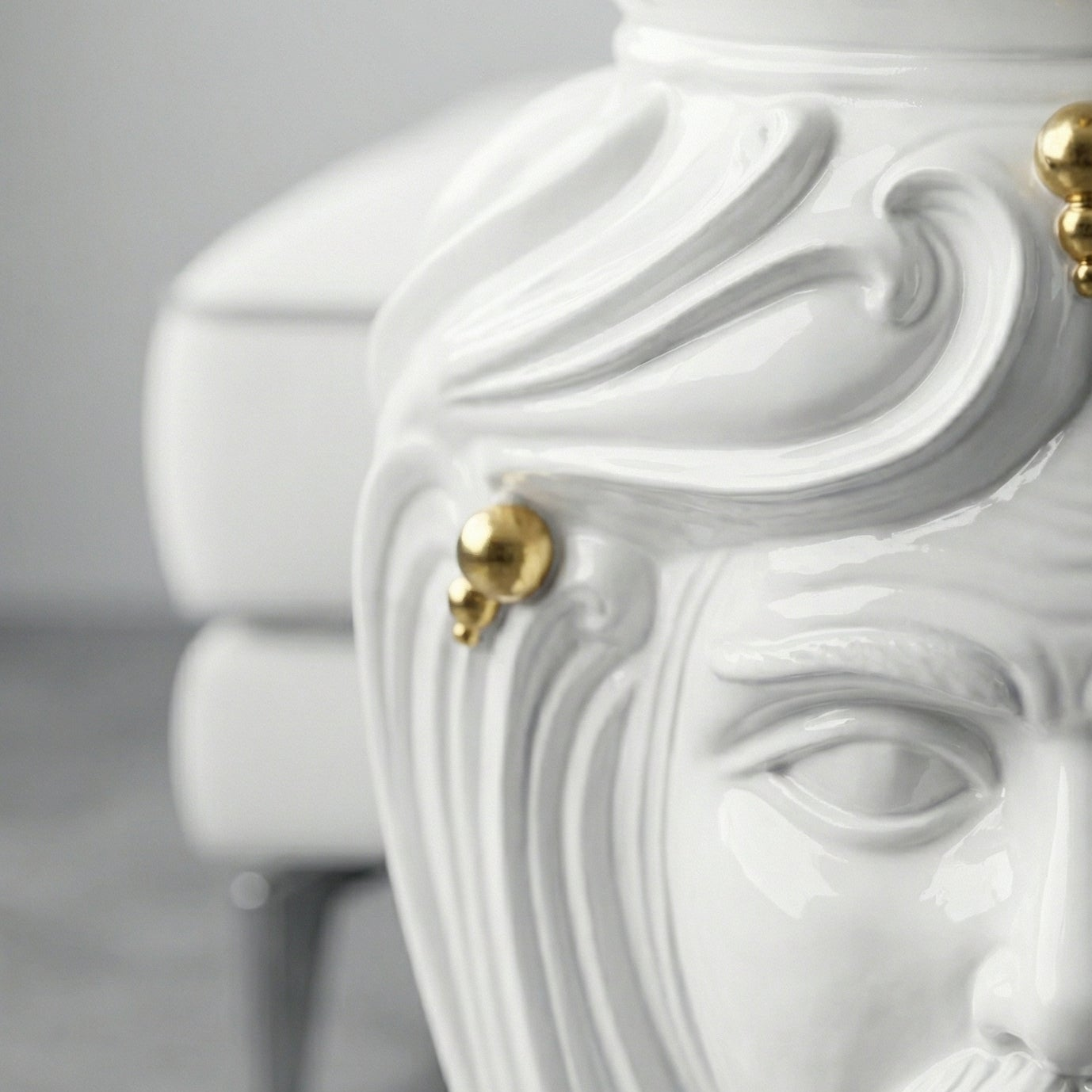 Sicilian Ceramic Ottoman – Caltagirone Ceramic – Sicilian artisan tradition