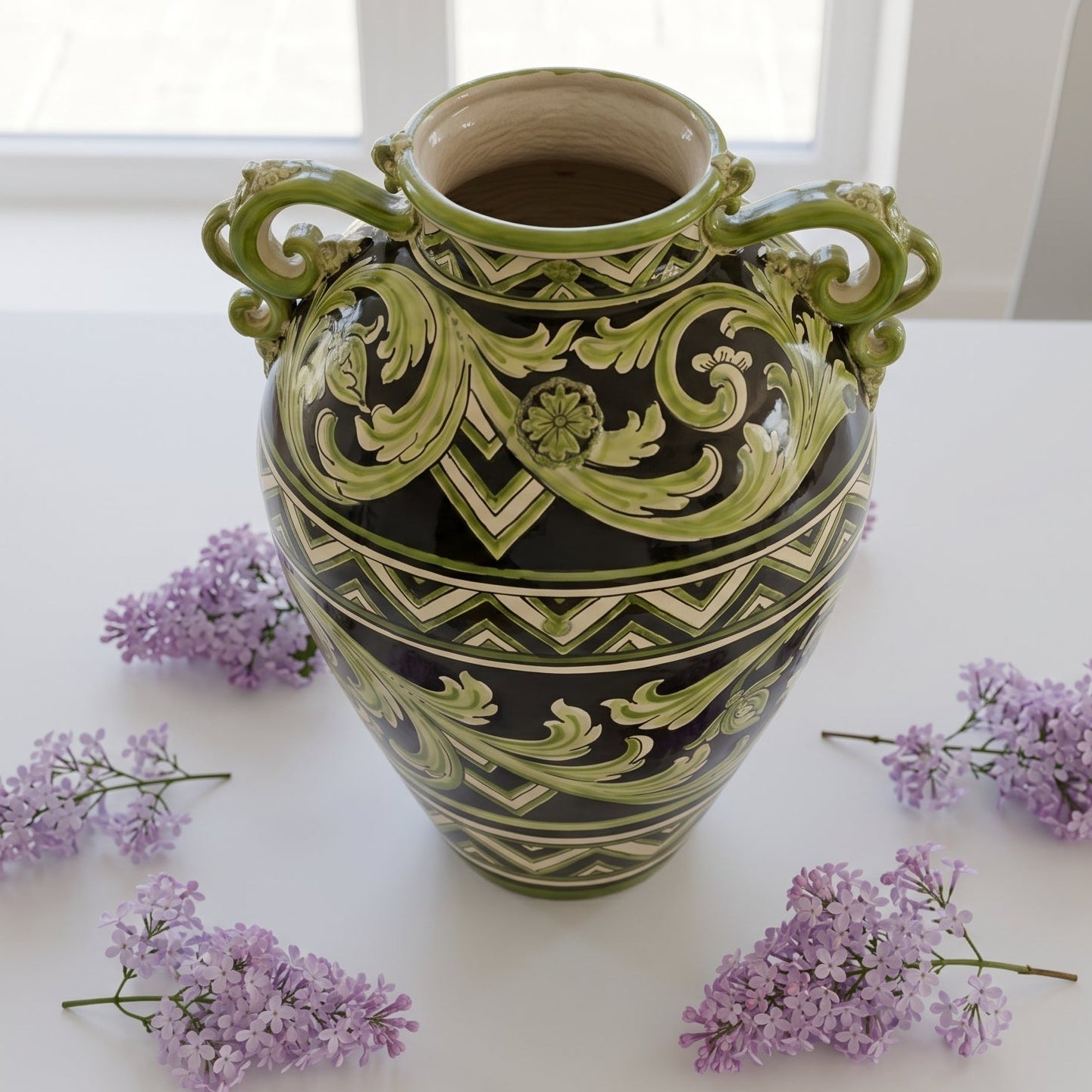 Caltagirone Ceramic Vase H 50 cm / 19¾" — Parigi Line Black and Green