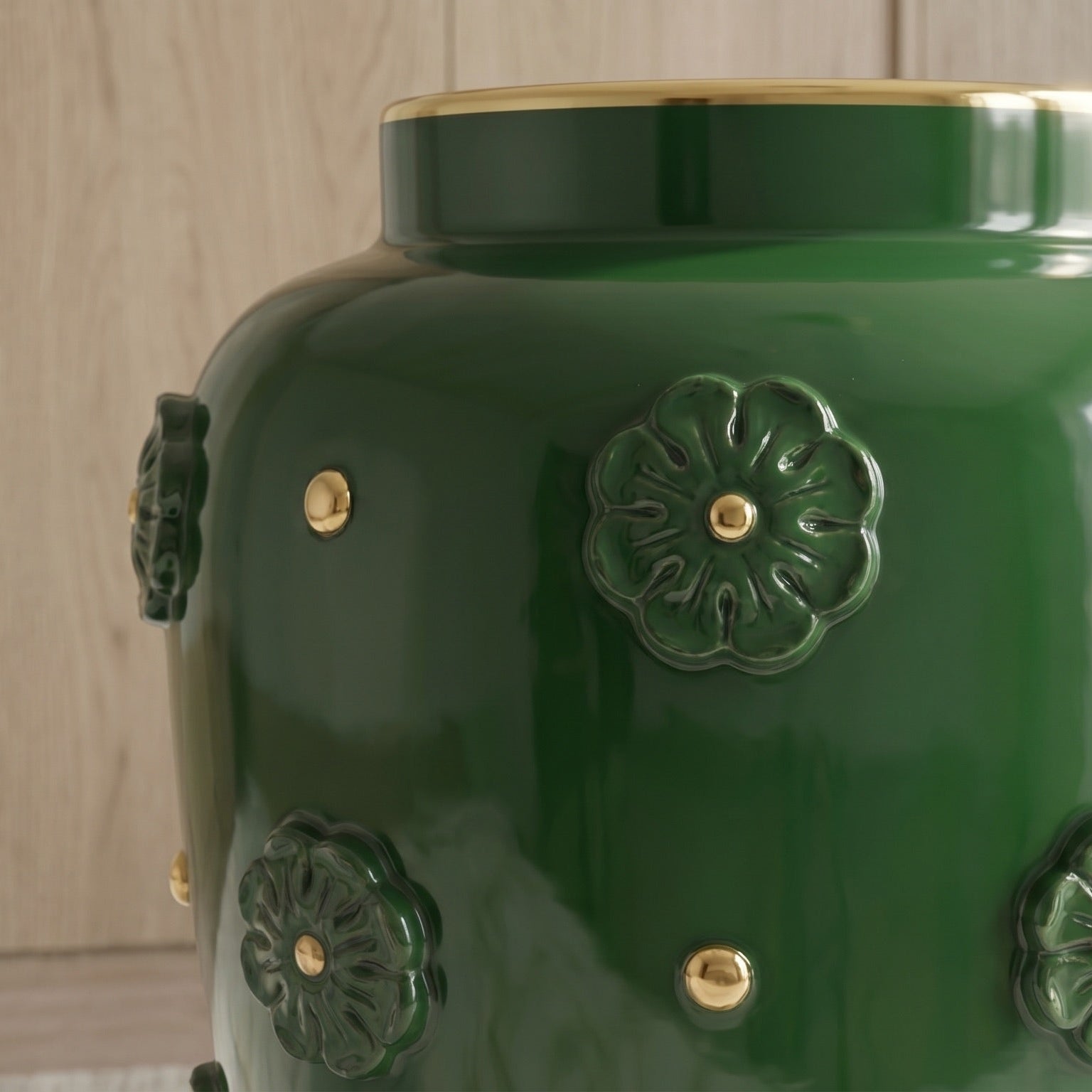 Italian Ceramic Vase H 37 cm / 14.6", Antique Green – Sicilian majolica handcrafted in Caltagirone