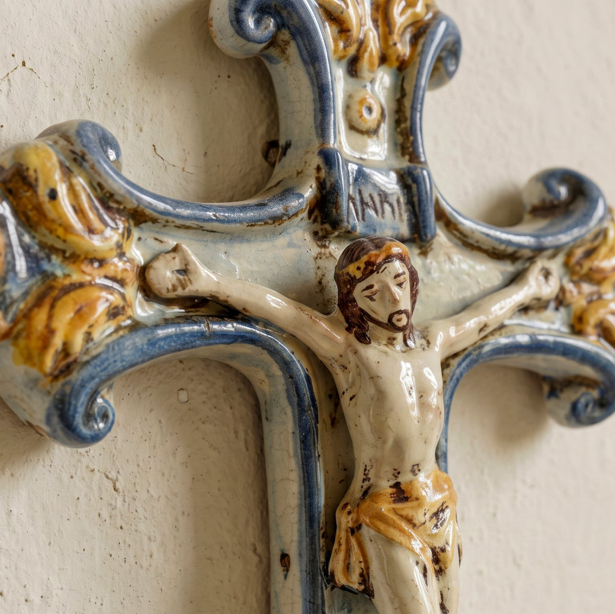 Sicilian Ceramic Crucifix 16×24 cm / 6×9", Blue and Orange – Sicilian religious tradition from Caltagirone