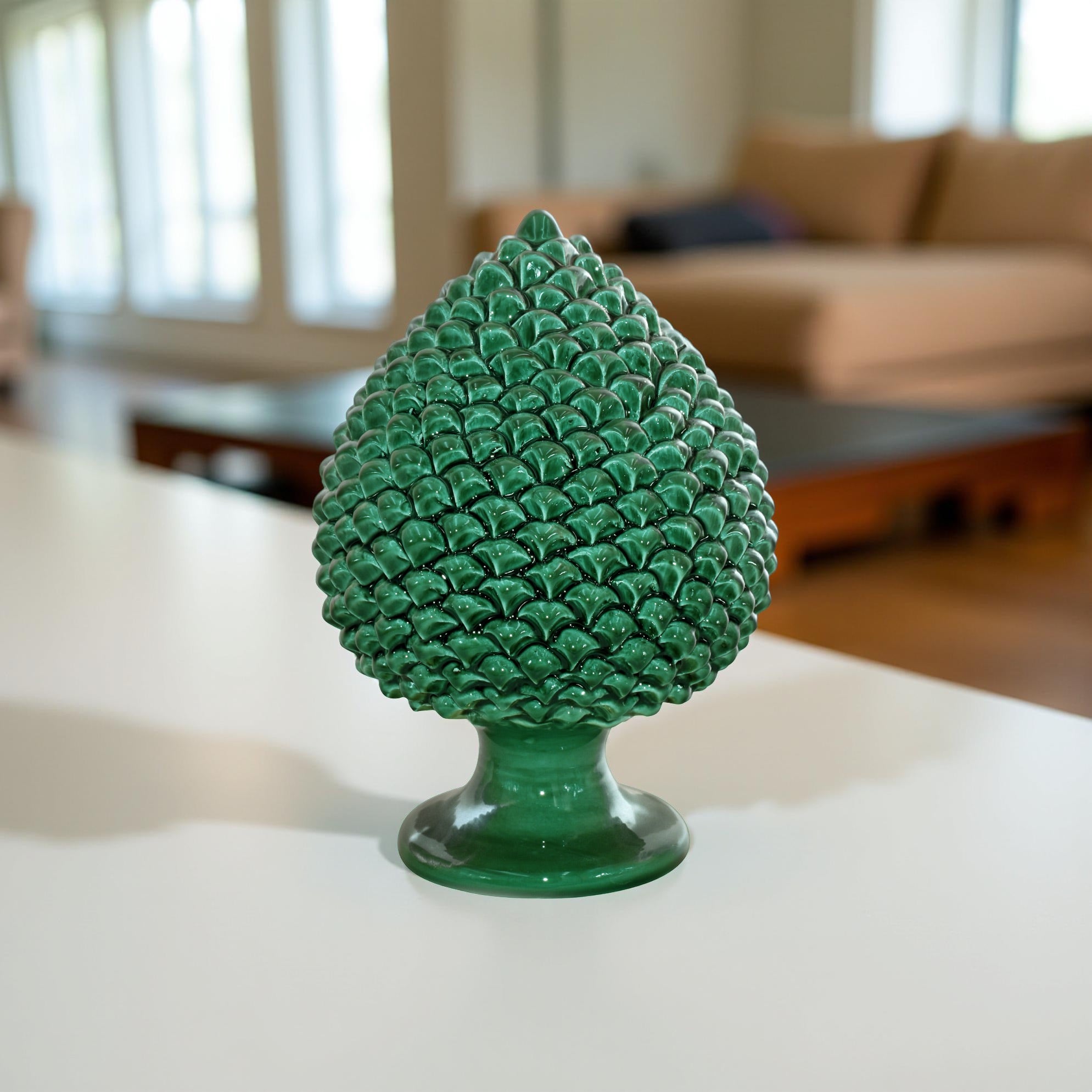 Caltagirone handmade pinecone modeled by hand height 25/40 in integral green