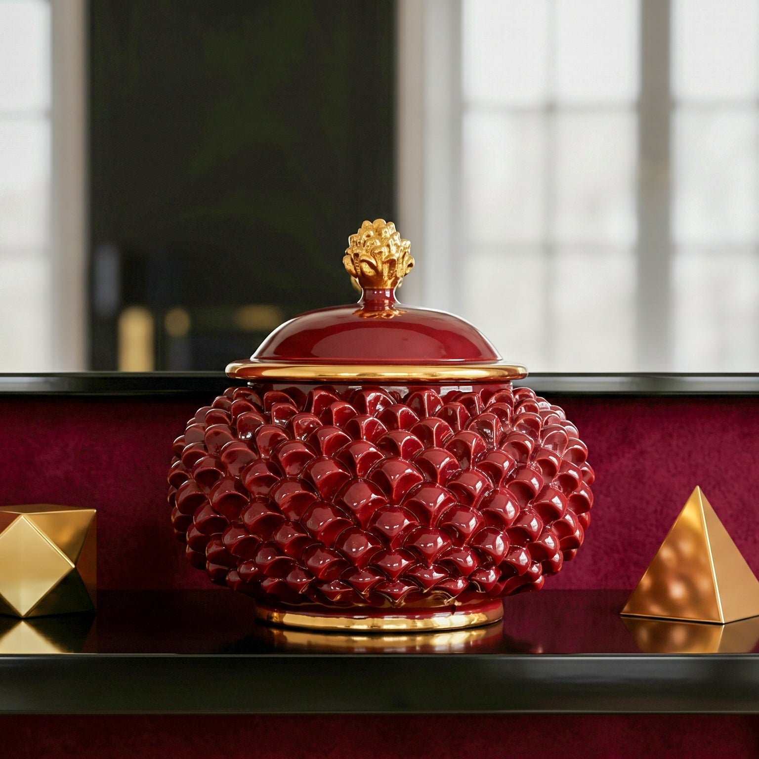 Caltagirone Ceramic Pine Cone Cookie Jar Ø 20 cm — Bordeaux and Gold