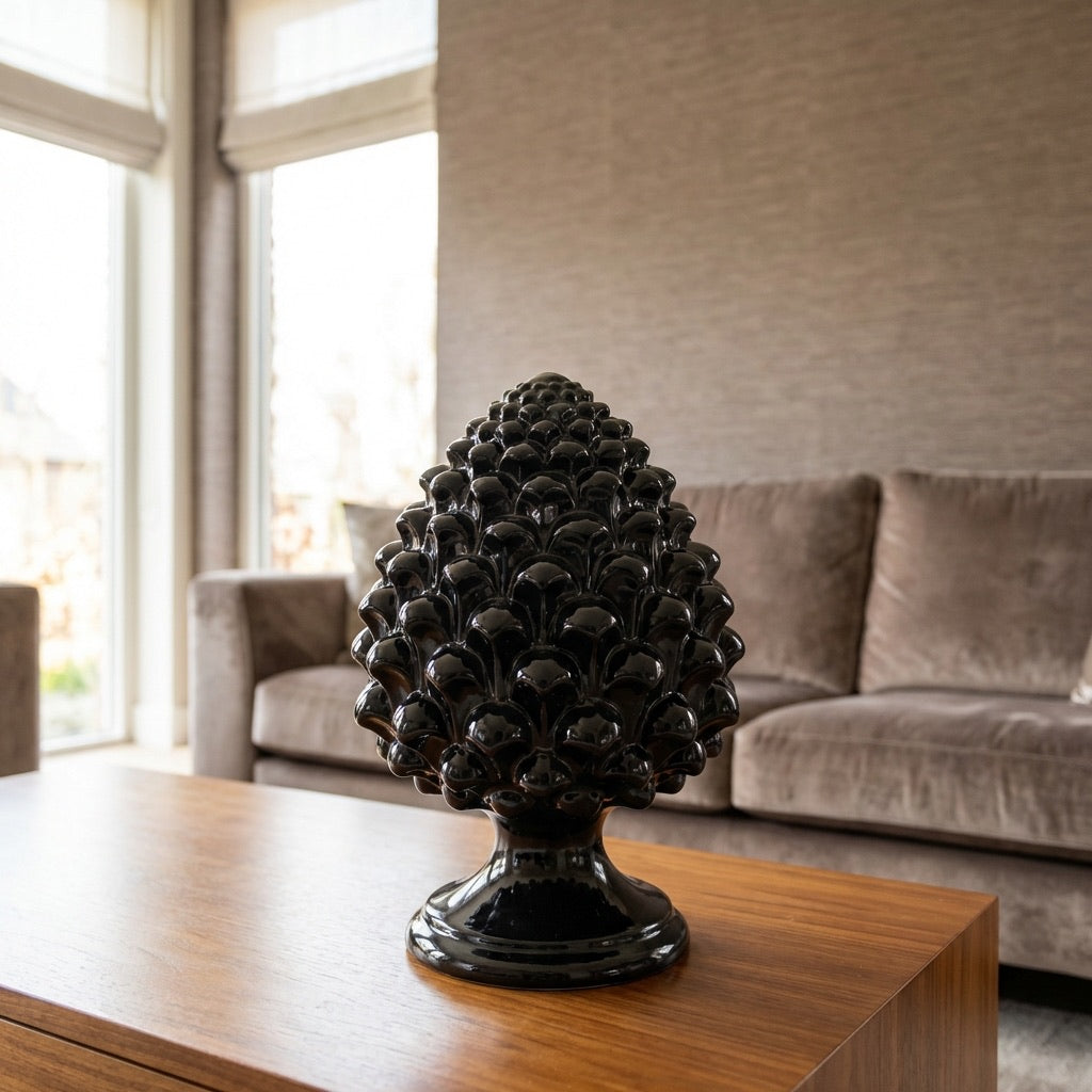 Caltagirone handmade pinecone modeled by hand height 15/35 in Black