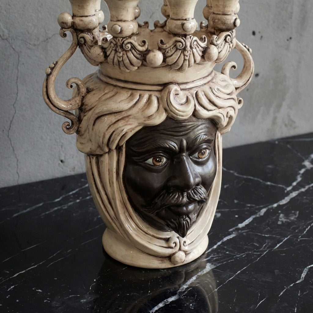 Testa di moro ceramiche Caltagirone fatti a mano, candelabro artigianale Sofia