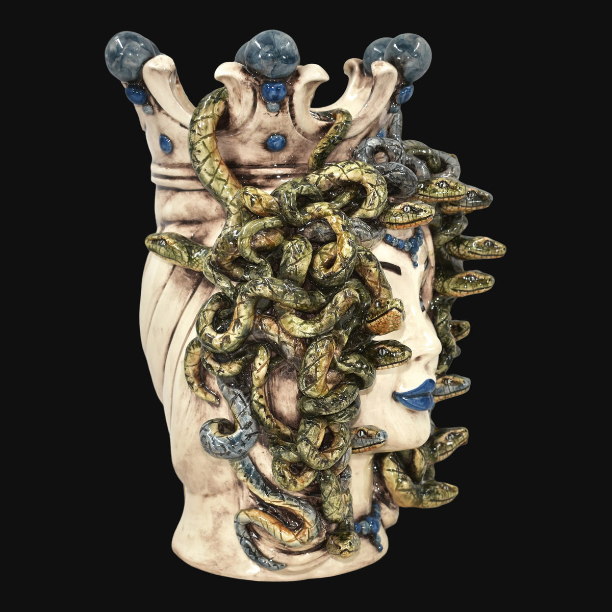 Testa h 38 medusa Madreperla Antichizzato con perline blu - Ceramiche di Caltagirone Sofia