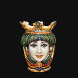 Ceramiche di Caltagirone fatti a mano, testa femminile con corona e decori colorati, arte tradizionale siciliana