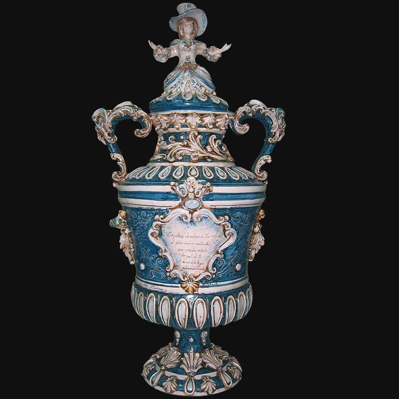 Vaso in ceramica di Caltagirone fatto a mano, blu e bianco con decori barocchi e figura femminile