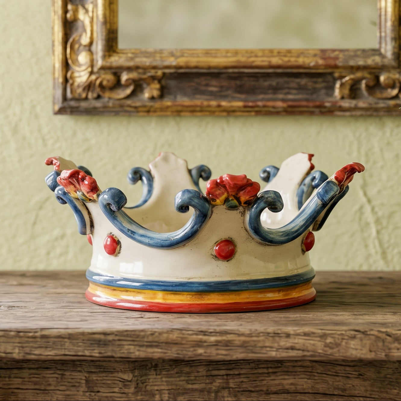 Medium Crown Catch-All Ø 27 cm / 10¾" in Caltagirone Ceramic — Decoro Sicily