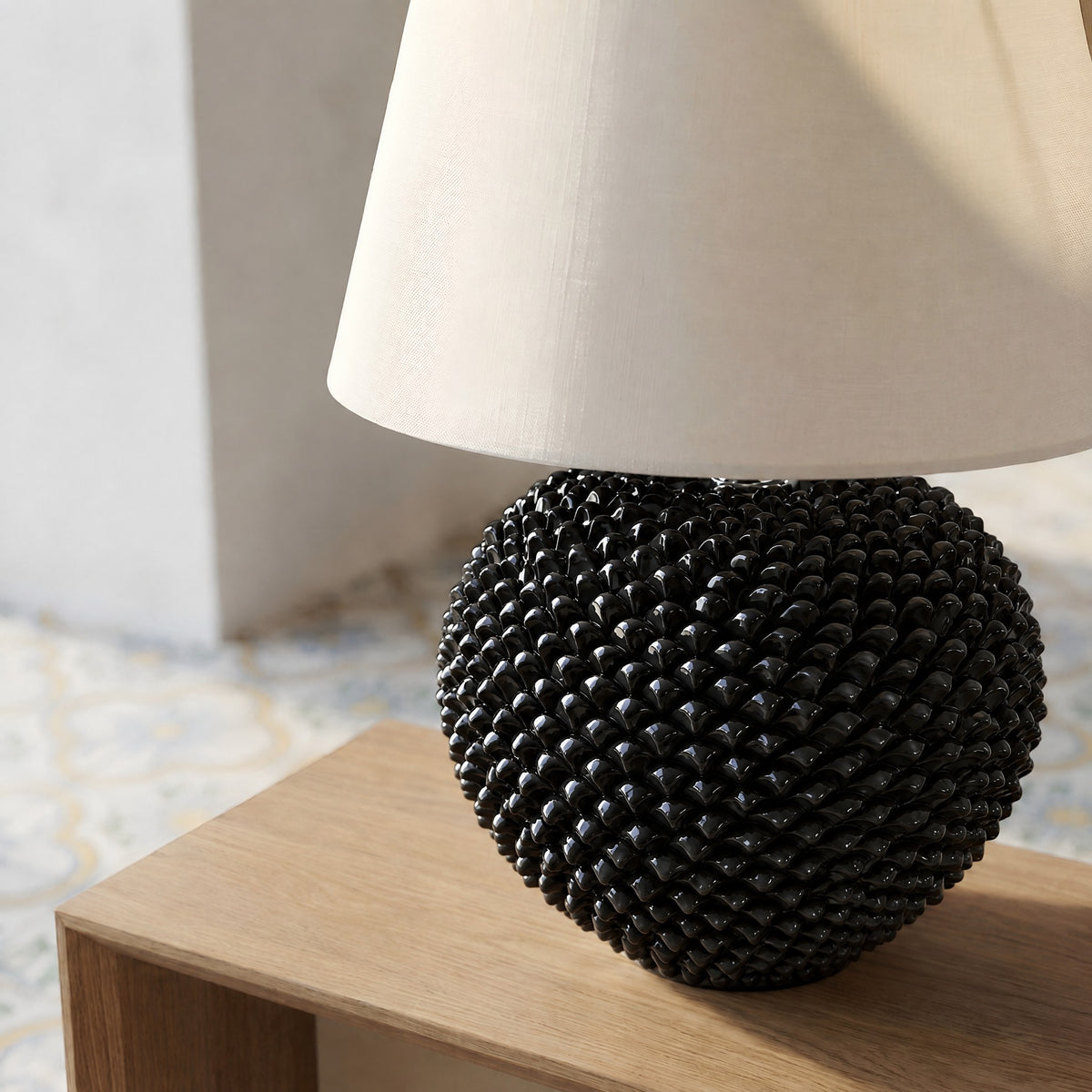Lume a Palla Pigna, Black Line. Ceramiche Sofia, Caltagirone