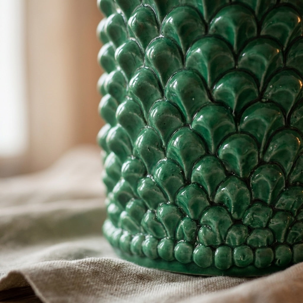 Lume pigna cilindro h 60 Verde Smeraldo in ceramica di Caltagirone