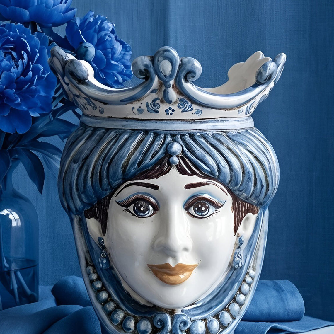 Testa di Moro Vase with Beads H 25 cm / 9.8", Woman, Mono Blue – Testa di Moro from Caltagirone, Sicily