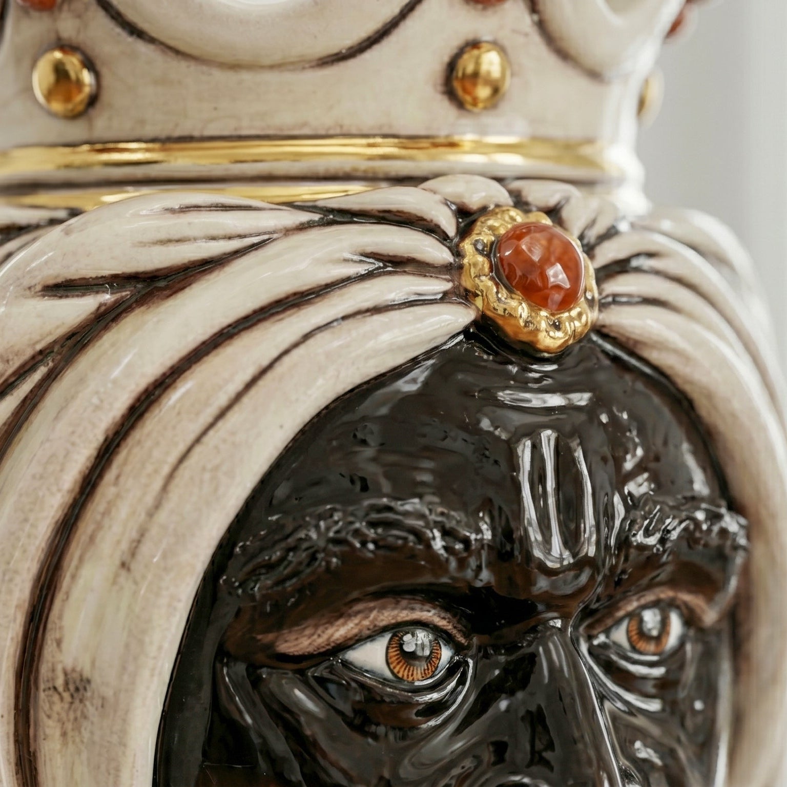 Sicilian Moor's Head with Turban H 25 cm / 9.8", Moro Man, Mother of Pearl – Testa di Moro from Caltagirone, Sicily