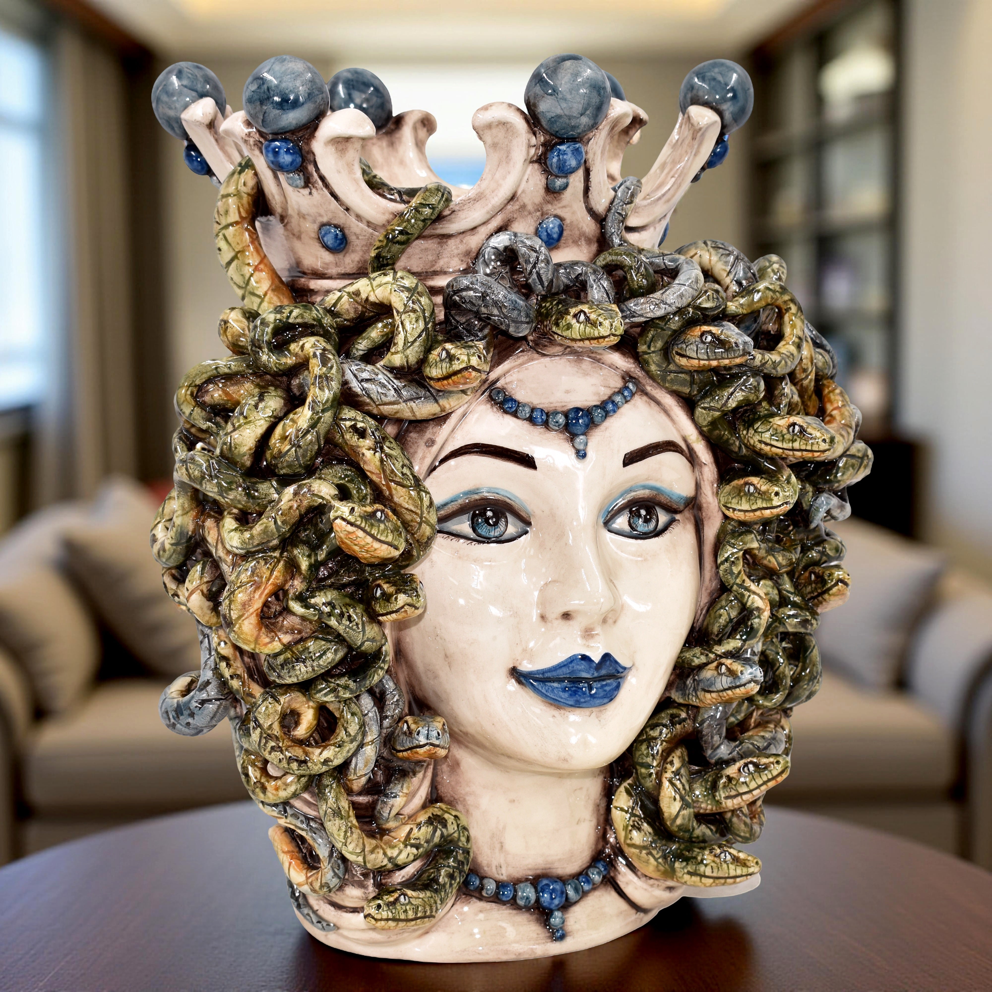 Testa h 38 medusa Madreperla Antichizzato con perline blu