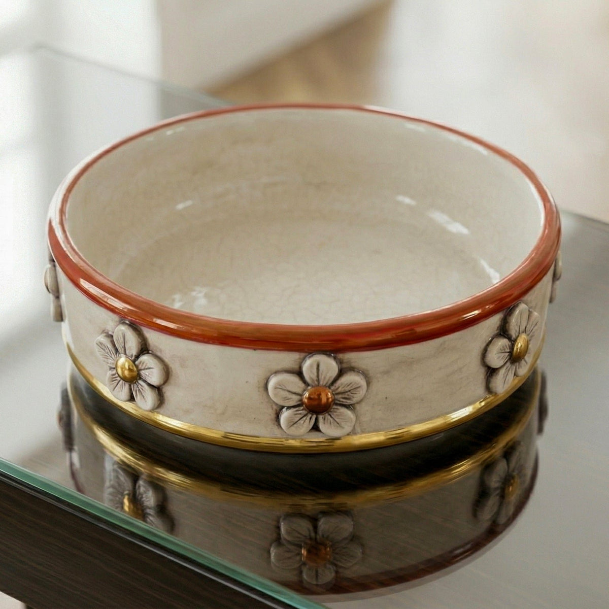 Sicilian Ceramic Centerpiece with Flowers Ø 20 cm / Ø 7¾", Antique Mother of Pearl, Gold and Lustre – Italian ceramic from Caltagirone, Sicily