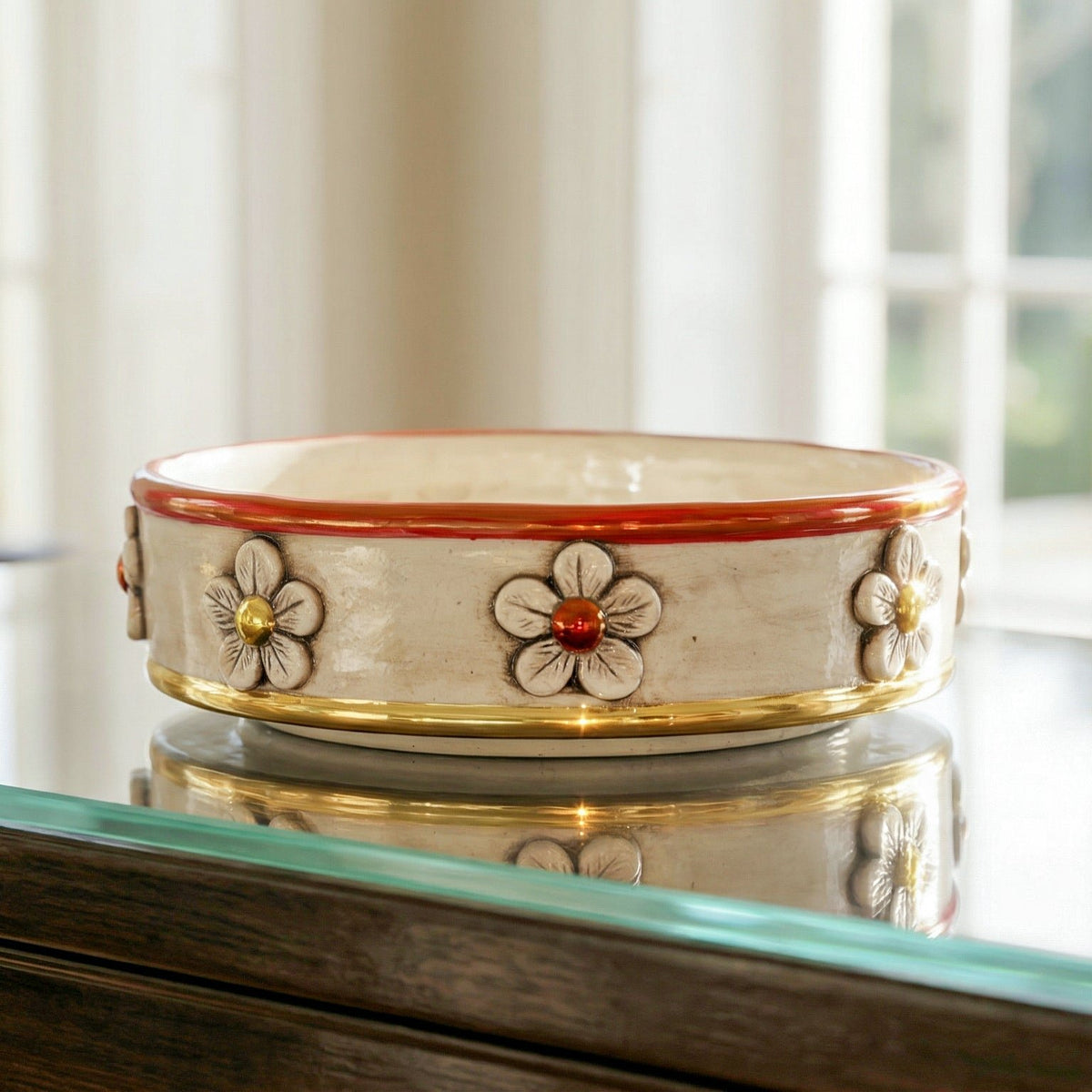 Sicilian Ceramic Centerpiece with Flowers Ø 20 cm / Ø 7¾", Antique Mother of Pearl, Gold and Lustre – Italian ceramic from Caltagirone, Sicily
