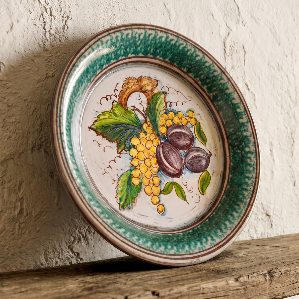 Sicilian Fangotto Deep Plate Ø 25/30/35 cm / 9¾-13¾", Yellow Grapes and Plums, Antique Reproductions – Italian ceramic from Caltagirone, Sicily