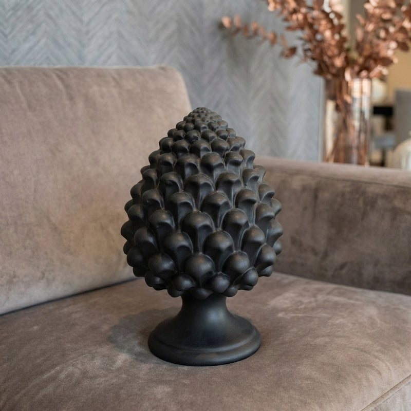 Caltagirone handmade pinecone modeled by hand height 15/35 in Black