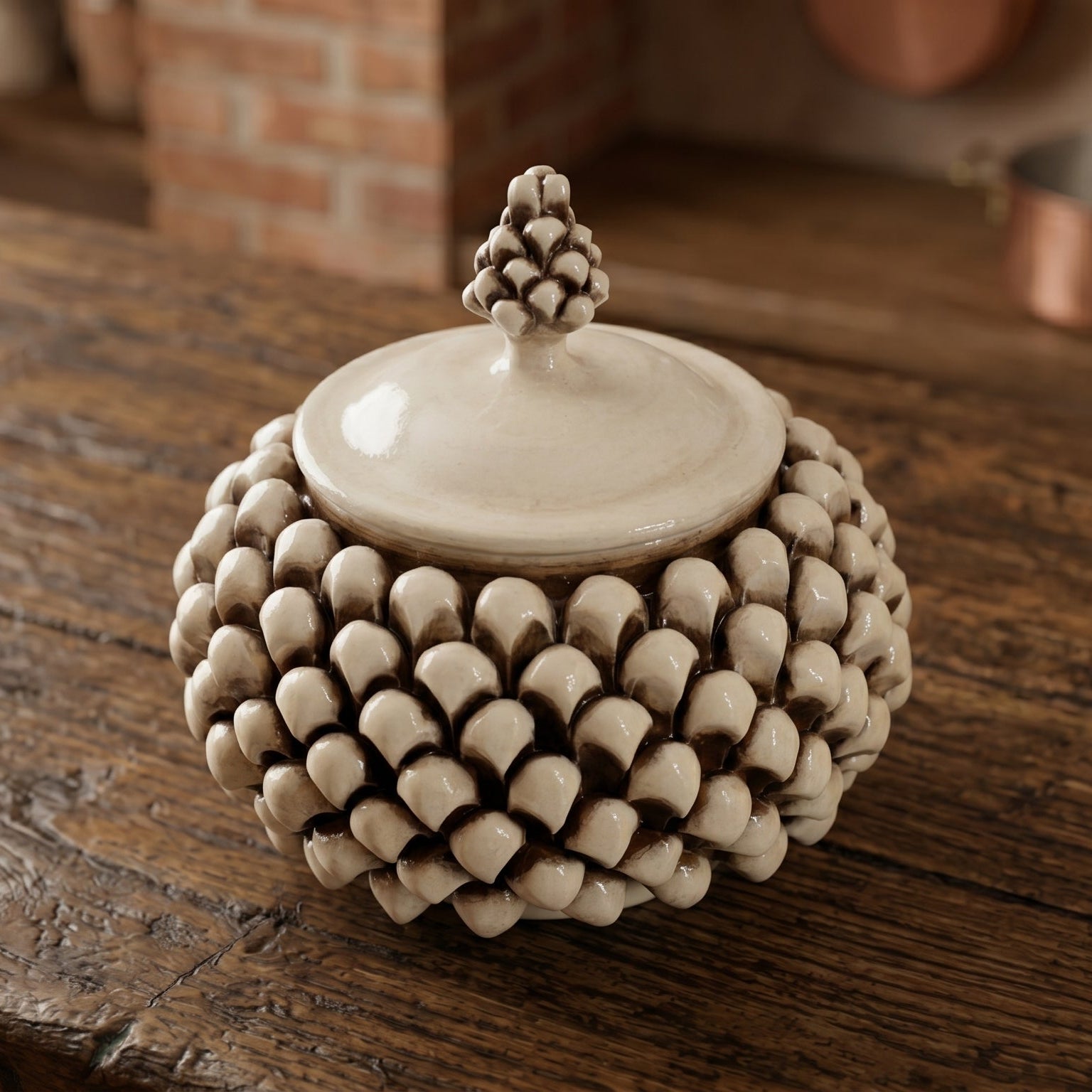 Sicilian Pine Cone Cookie Jar Ø 20 cm / Ø 7.9", Antique Mother of Pearl – Sicilian tradition from Caltagirone