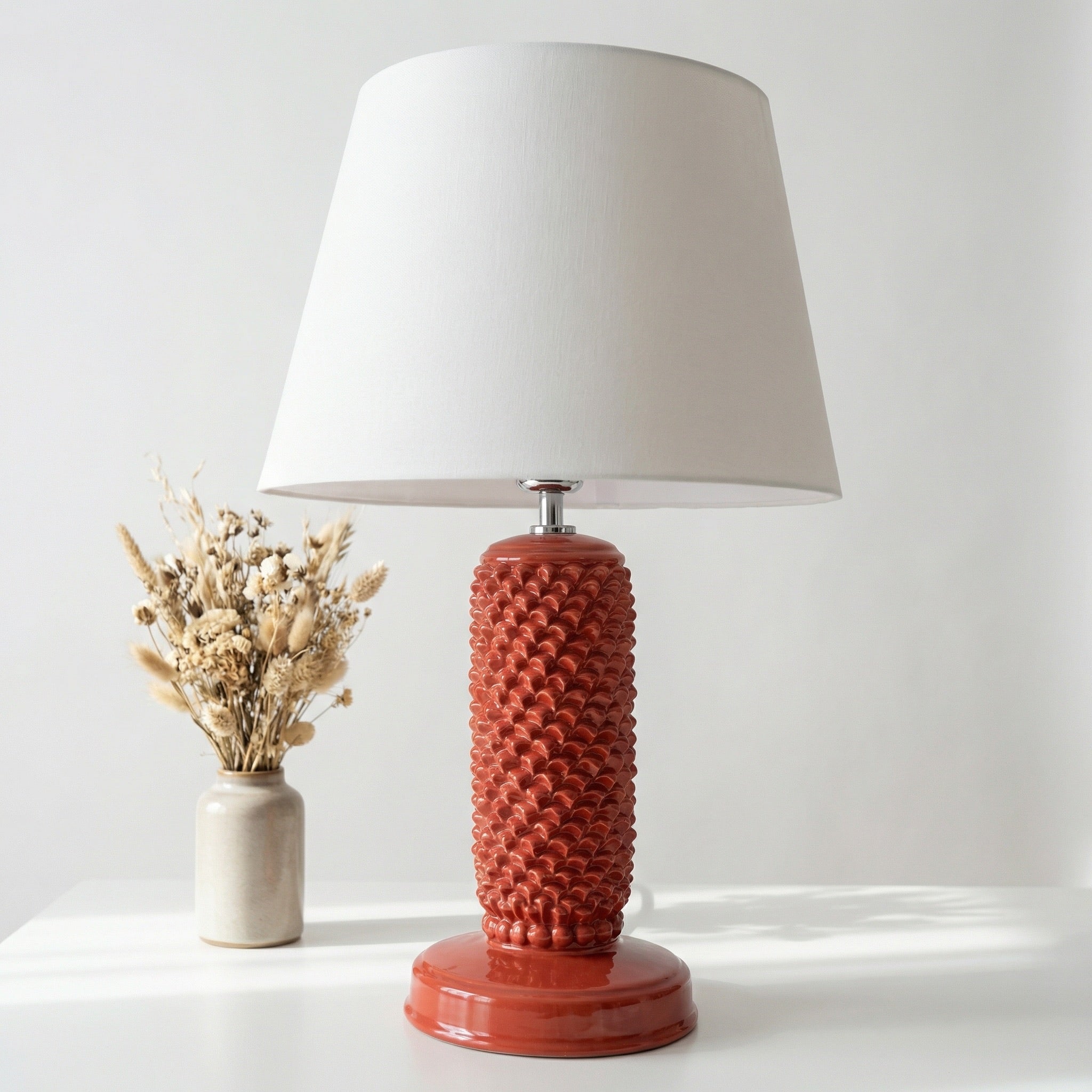 60 cm tall, red, cylindrical pine cone lamp in Caltagirone ceramic.