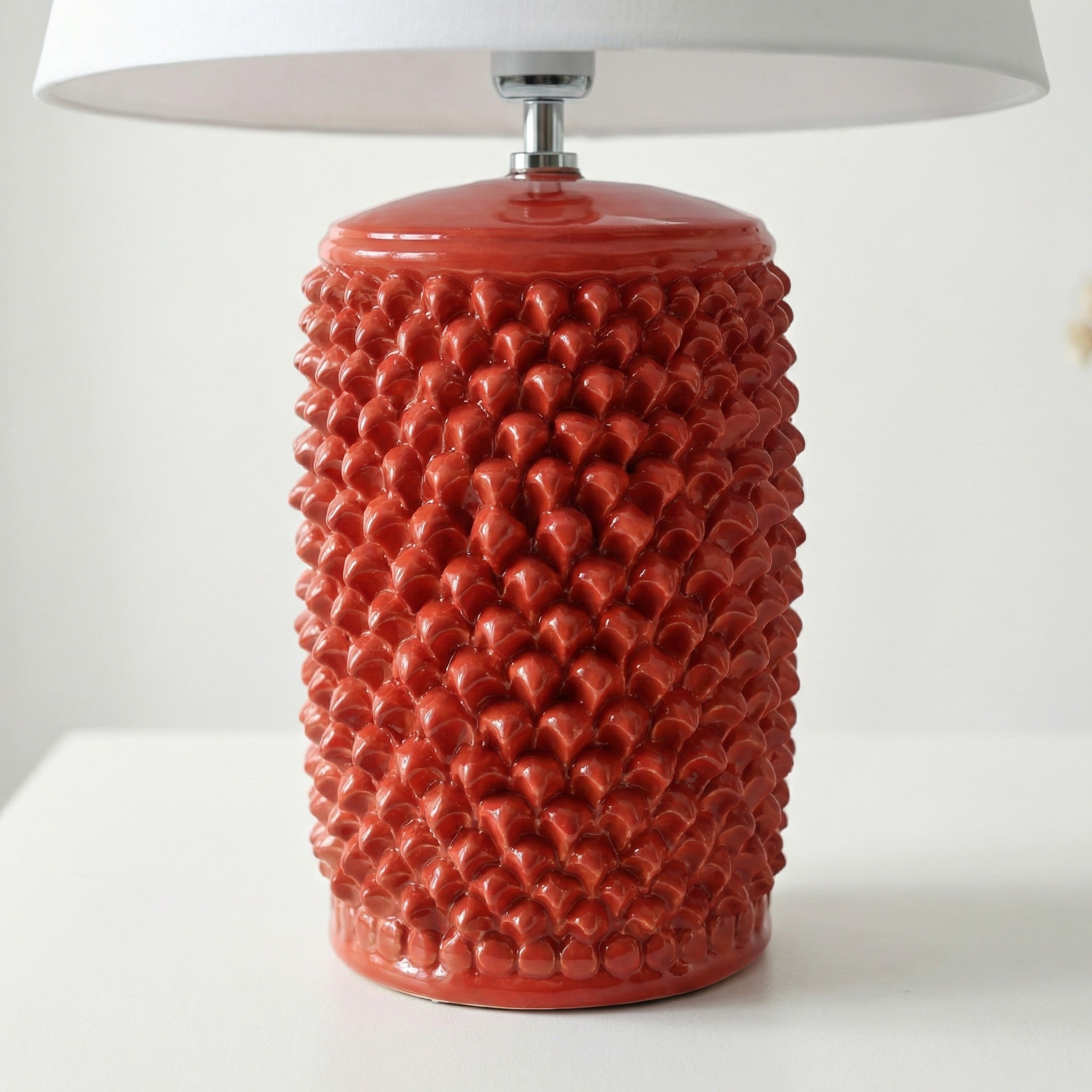 Sicilian Pine Cone Lamp H 60 cm / 23.6", Fire Red – Sicilian ceramic lamp handcrafted in Caltagirone