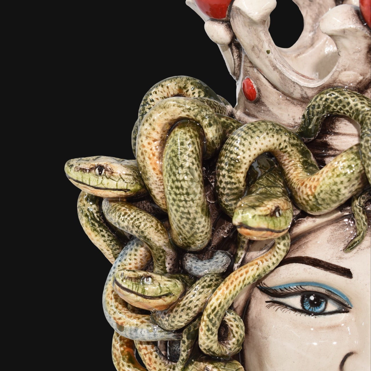 Head h 25 turban jellyfish mother of pearl colored red beads