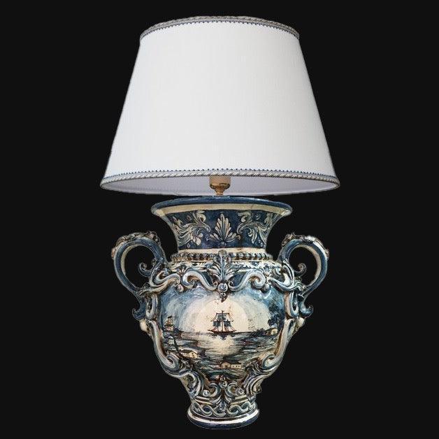 Ring lamp h 40 with relief Greek key with decorated sailing ship in mono blue (h 72 with Ø45 lampshade)