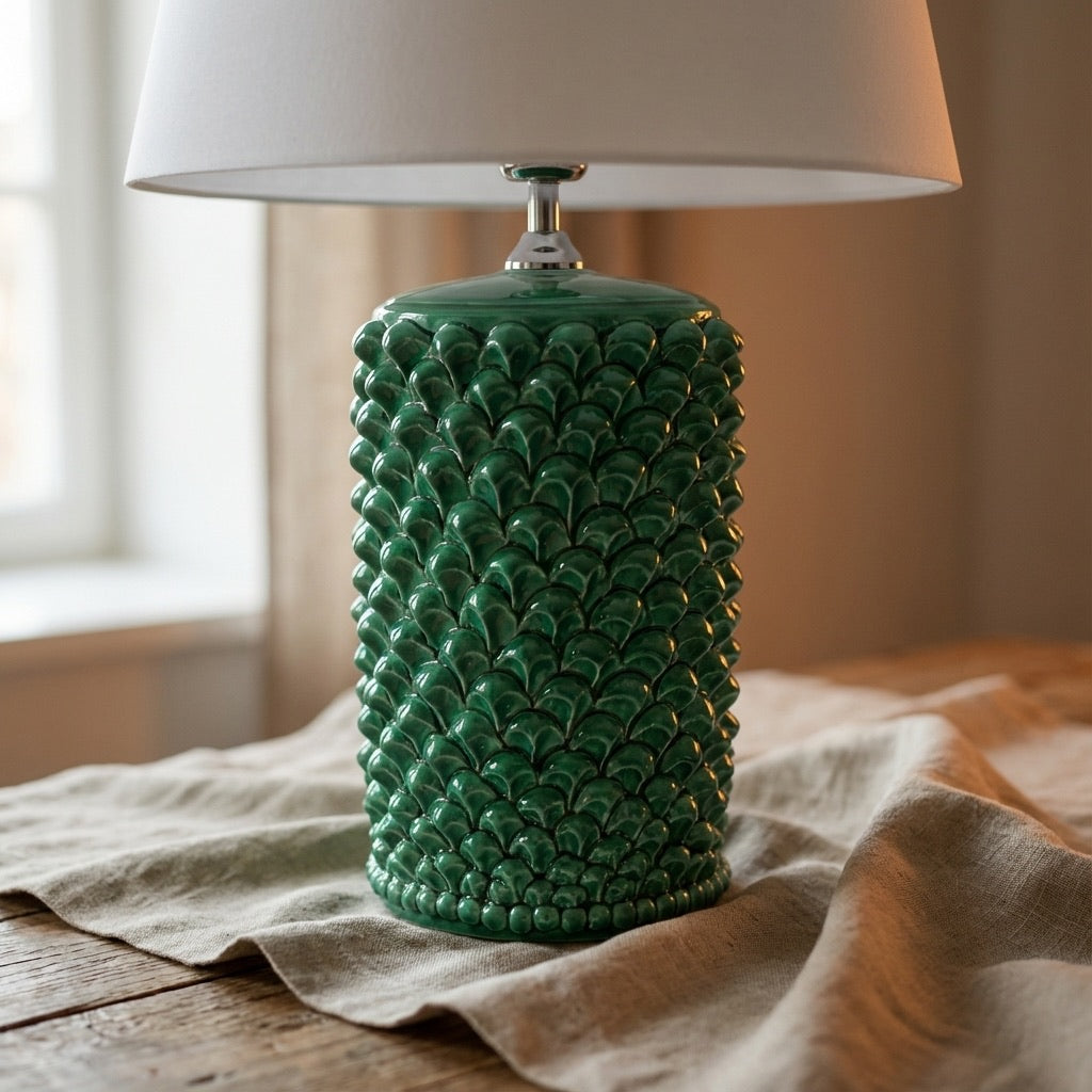 Lume pigna cilindro h 60 Verde Smeraldo in ceramica di Caltagirone - Ceramiche di Caltagirone Sofia