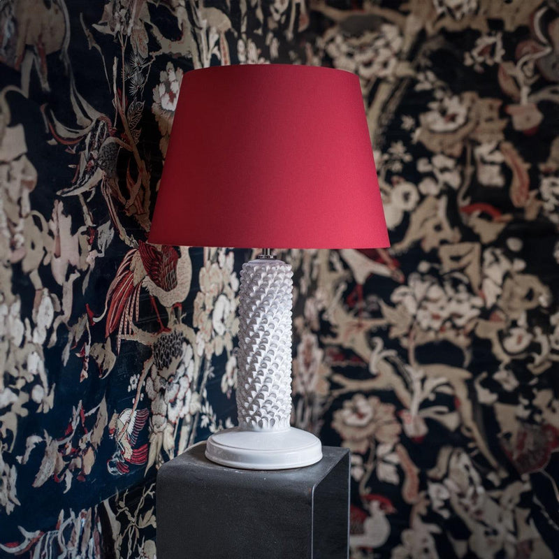 White Line cylindrical pine cone lamp, h 60 cm, in Caltagirone ceramic.