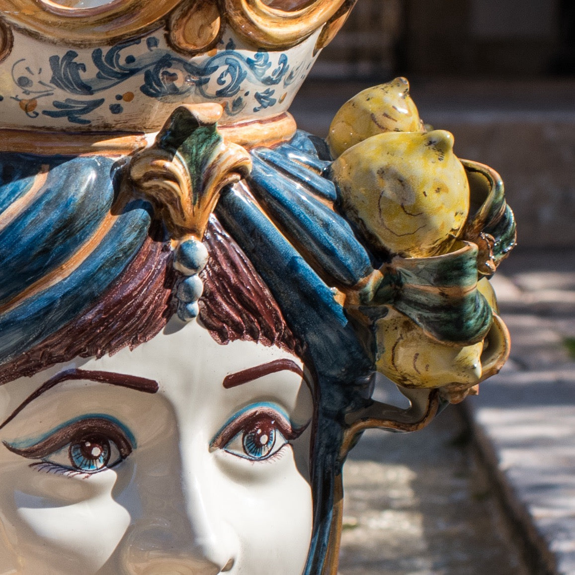 Testa h 40 limoni blu e arancio femmina - Ceramiche di Caltagirone Sofia