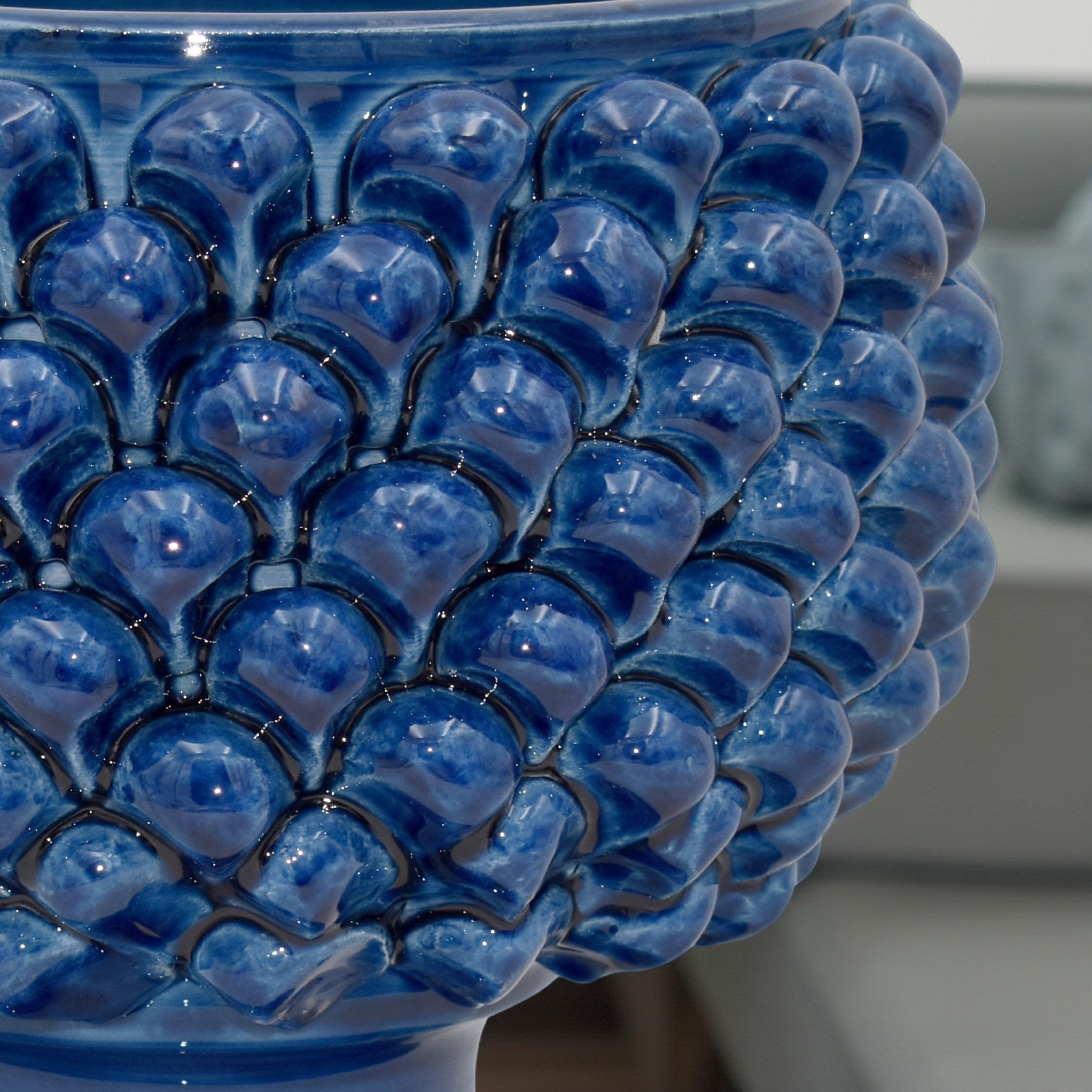 Vaso mezza pigna blu intenso in ceramica di Caltagirone - Ceramiche di Caltagirone Sofia