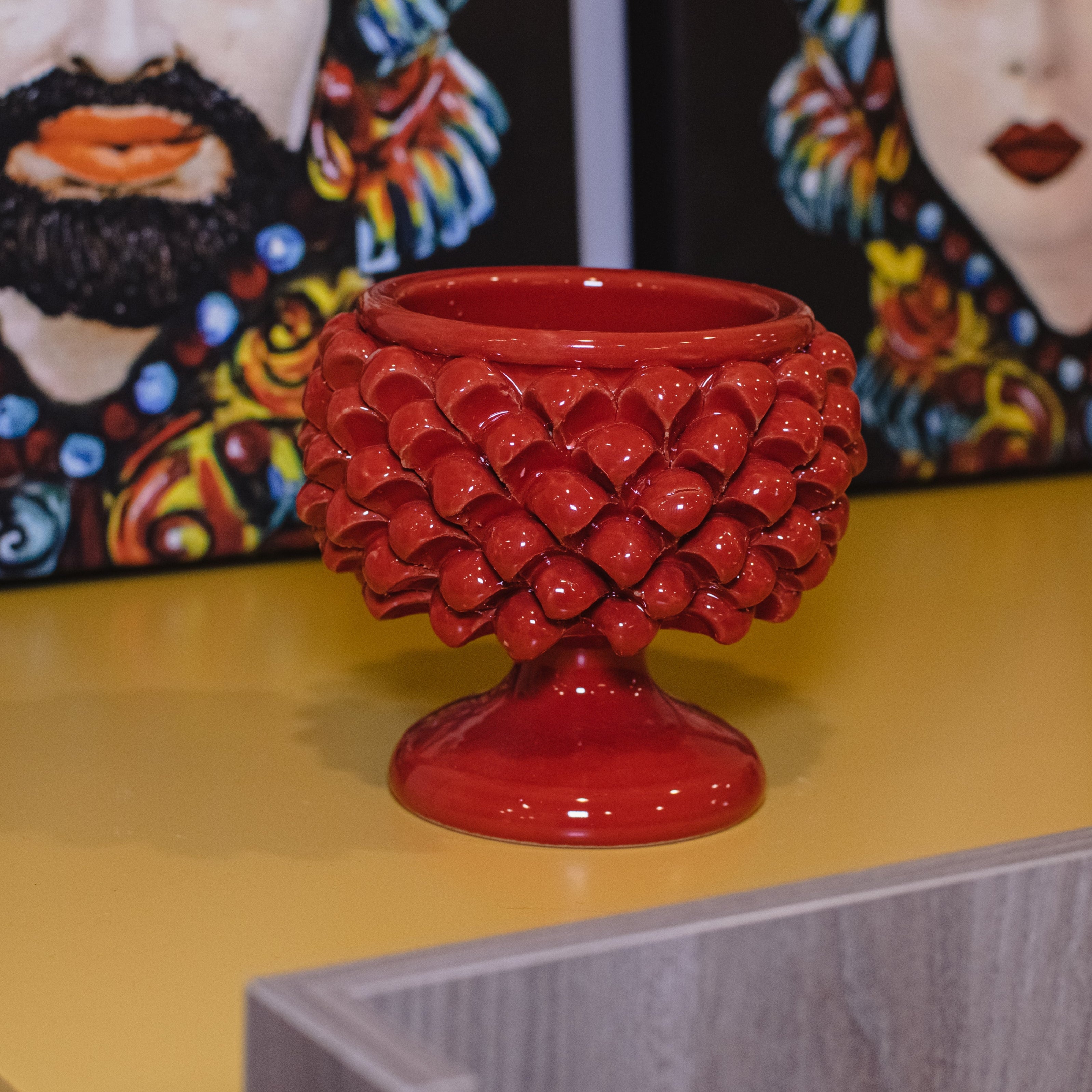 Vaso mezza pigna rosso fuoco in ceramica di Caltagirone - Ceramiche di Caltagirone Sofia