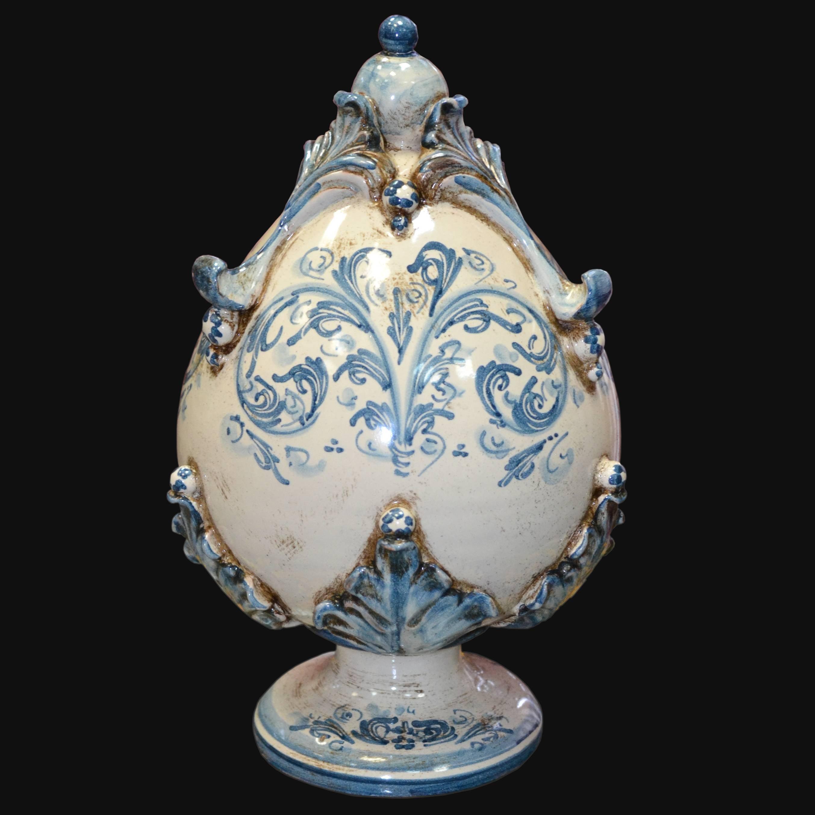 Uovo in ceramica h 25 plastico Sofia mono blu - Ceramiche di Caltagirone